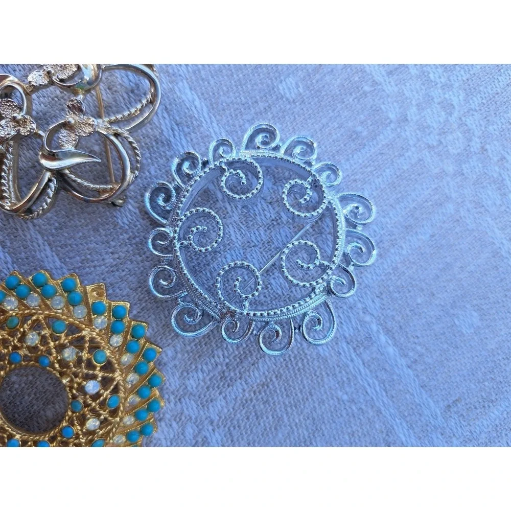 Sarah Coventry Brooches Set Of 3 Silver, Gold Tone Marked